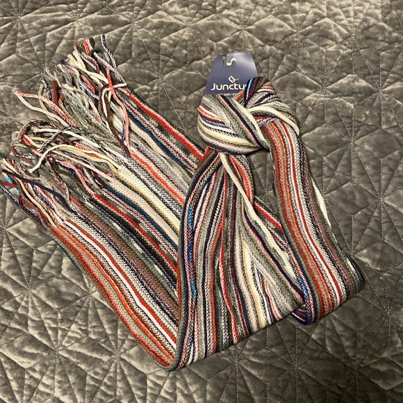 Juncture Red Gray Black Multicolored Scarf NWT - Picture 3 of 10